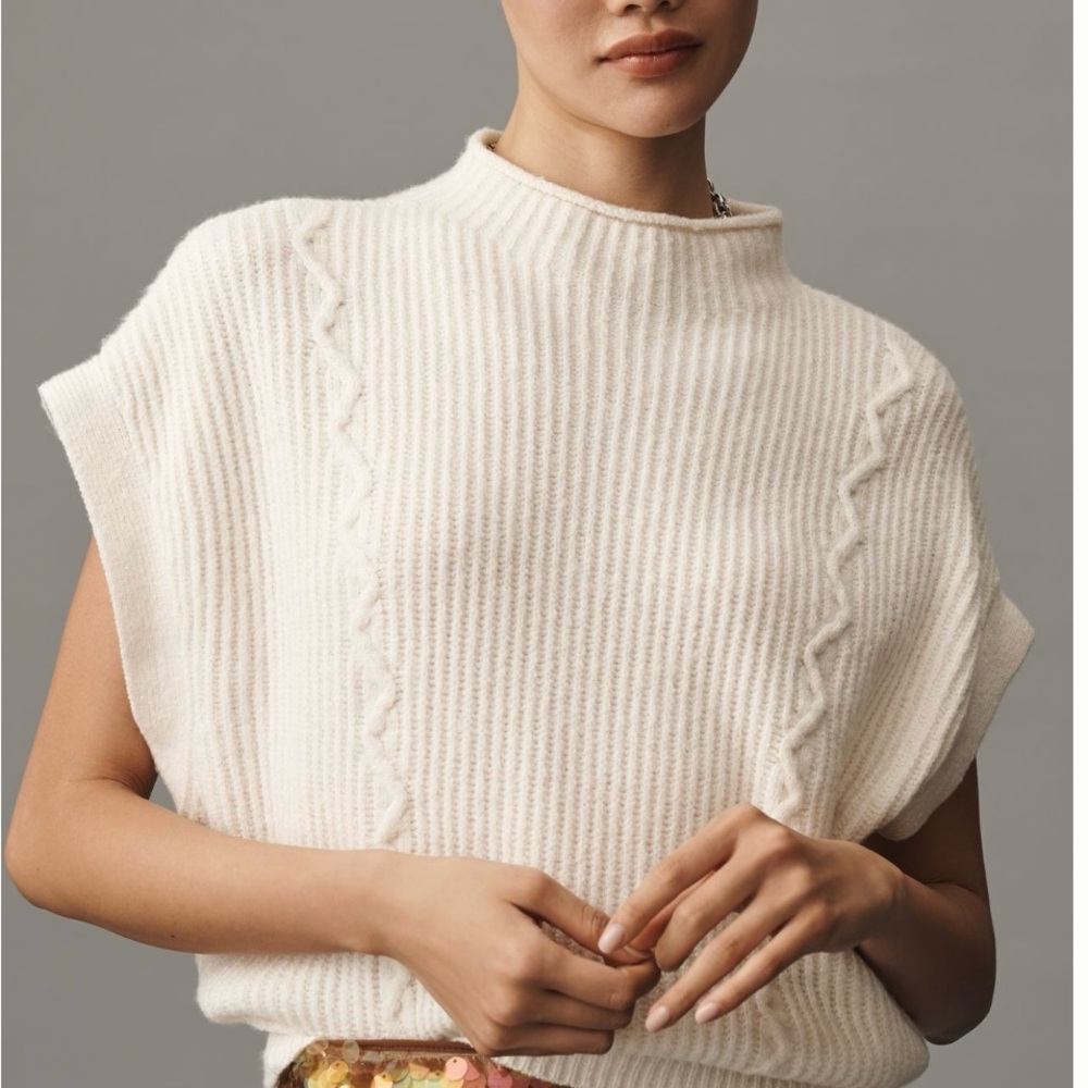 Anthropologie Mock-Neck Ribbed sweater vest size XS .